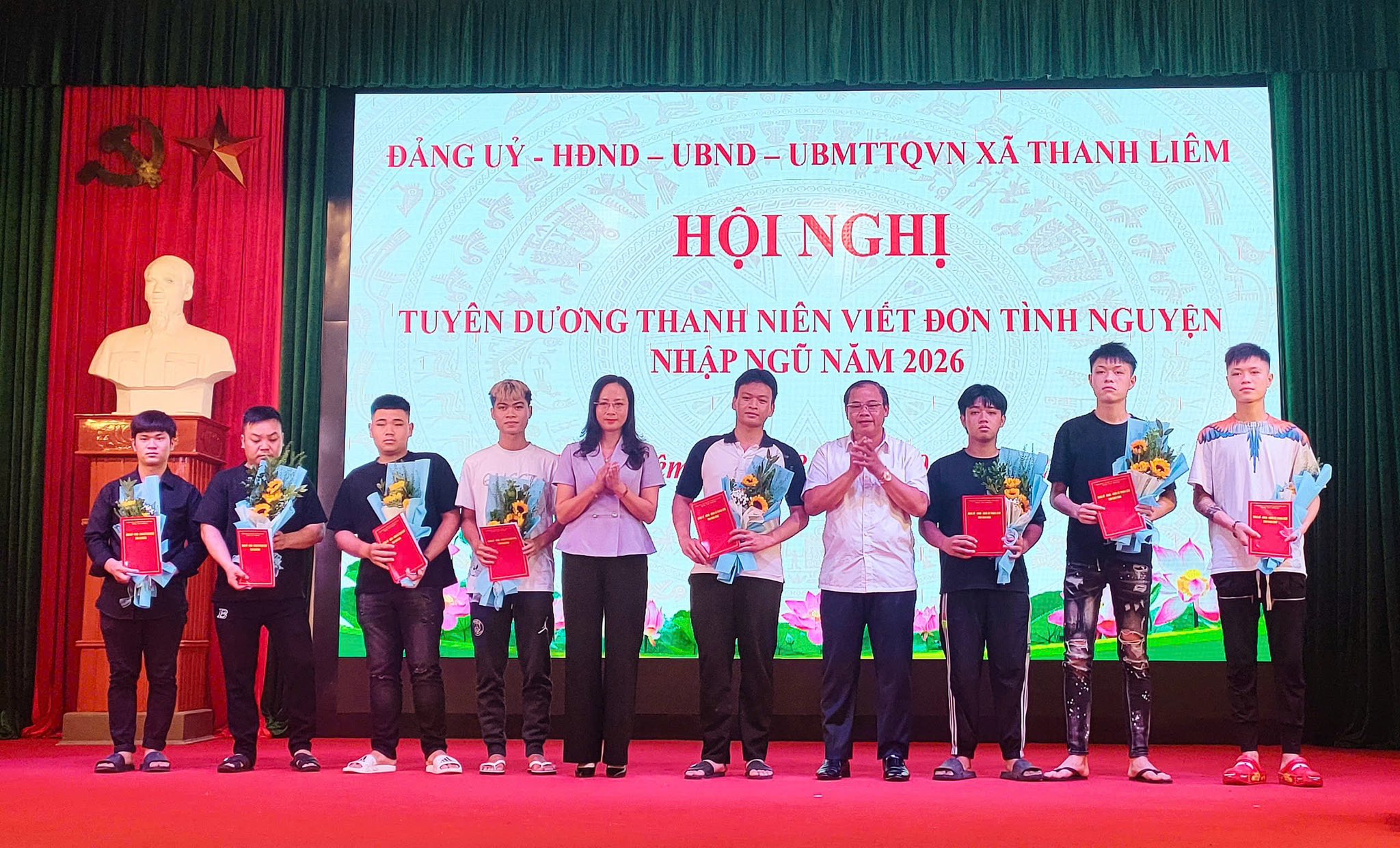 HỘI ĐỒNG NGHĨA VỤ QUÂN SỰ XÃ THANH LIÊM TỔ CHỨC HỘI NGHỊ TUYÊN DƯƠNG THANH NIÊN VIẾT ĐƠN TÌNH NGUYỆN NHẬP NGŨ NĂM 2026 