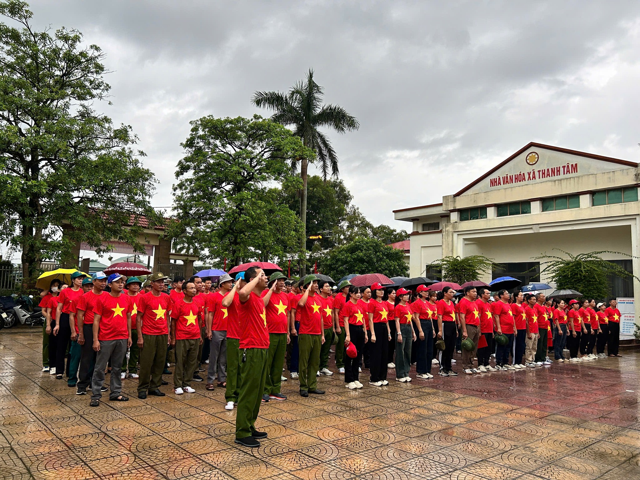 “Một bước chân Thanh Liêm – Một nhịp bước Việt Nam – Chung tay dựng xây kỷ nguyên mới!”